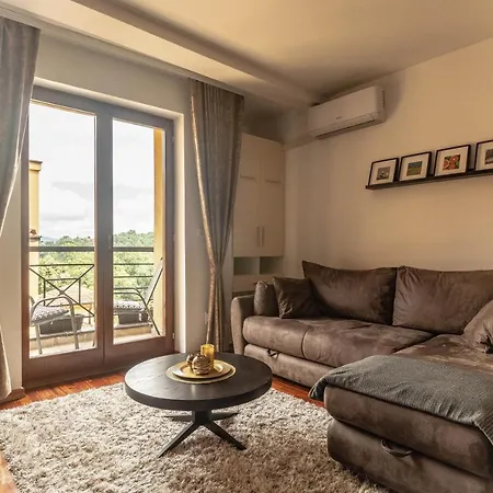 Apartmán Modena Lux *