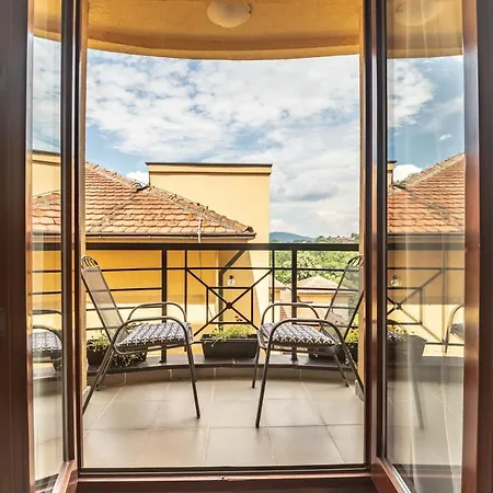 Modena Lux * Vrnjačka Banja